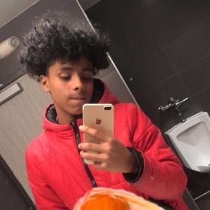 Meet your Posher, Carmelo